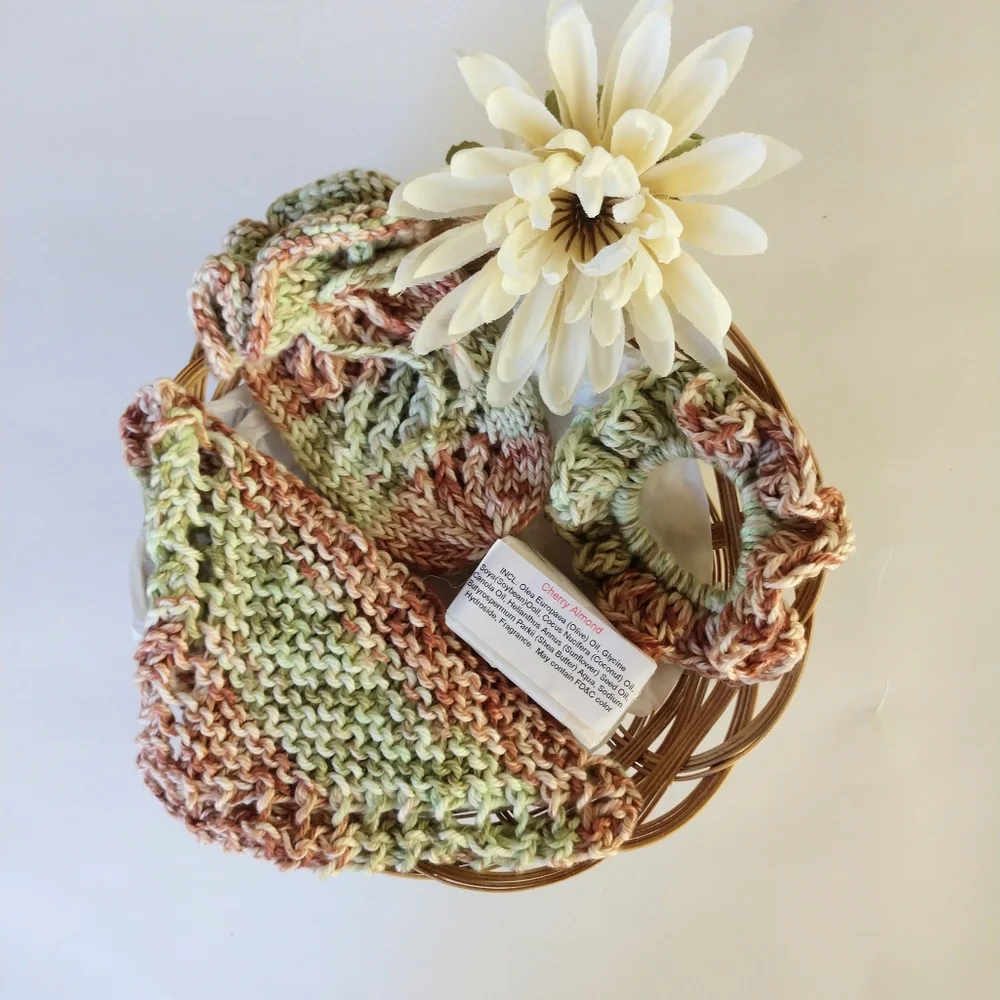 Hand Crafted Spa Gift Set Soap Saver Facecloth Scrunchy Bath Essential Essential - Picture 1 of 13